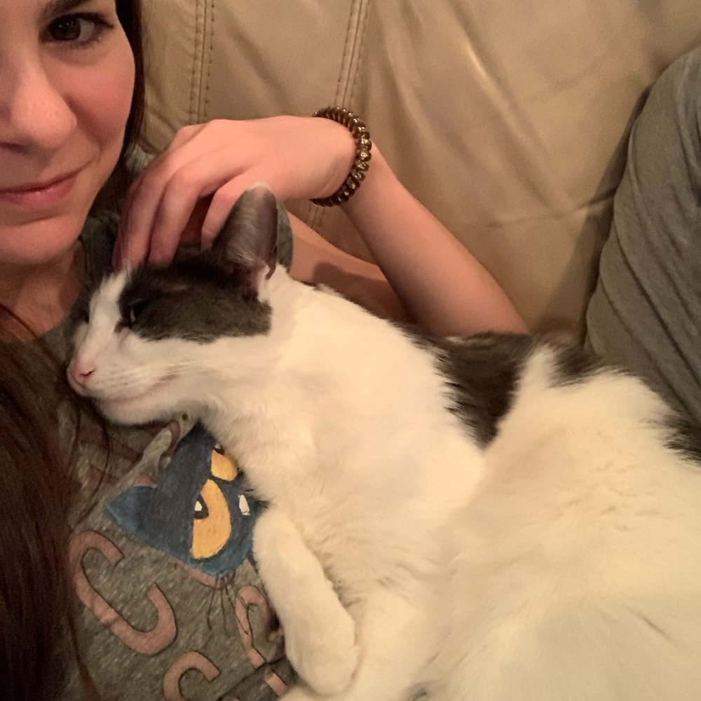 Meet your Posher, Marisa
